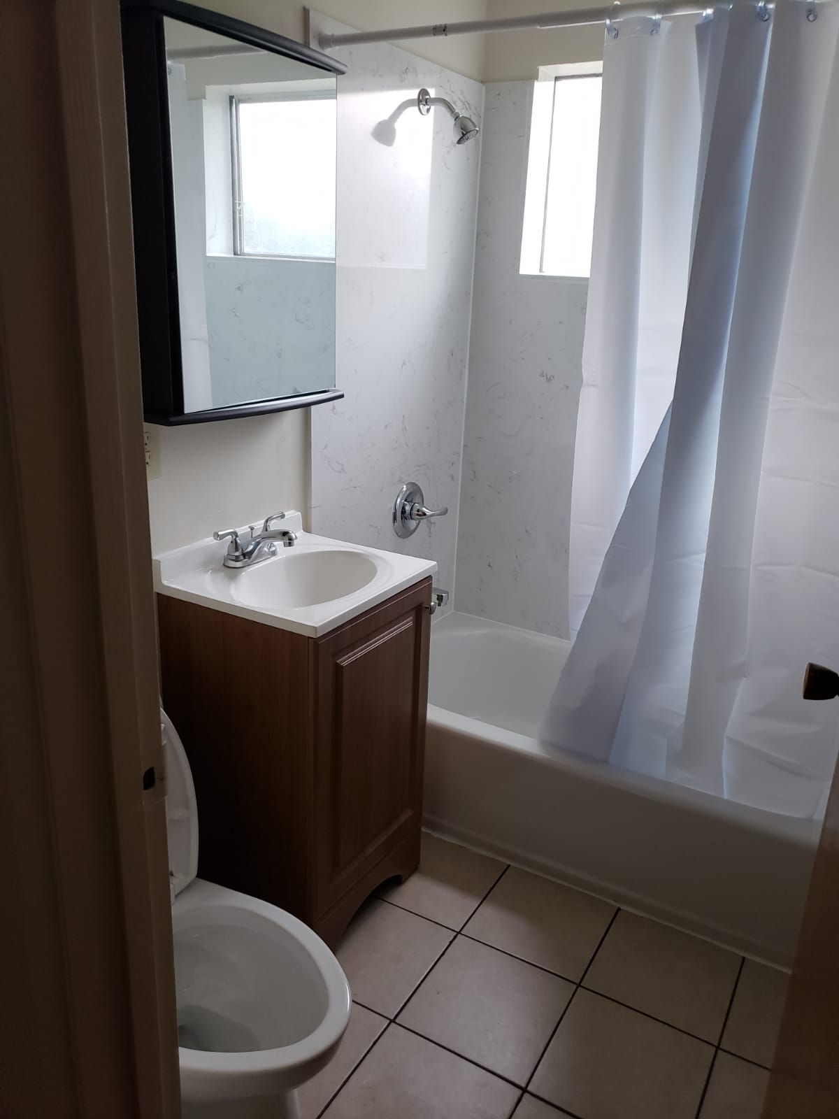 2032 Delaware St. #4